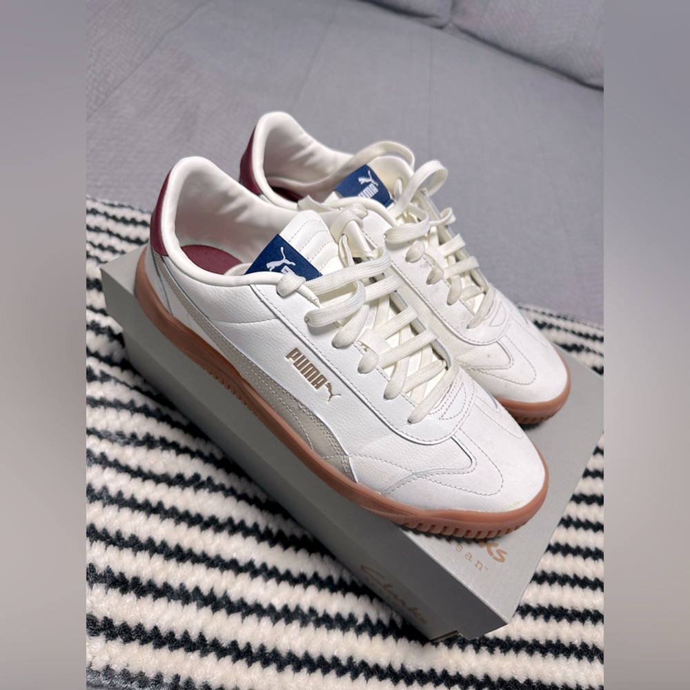 PUMA Athletic Shoe